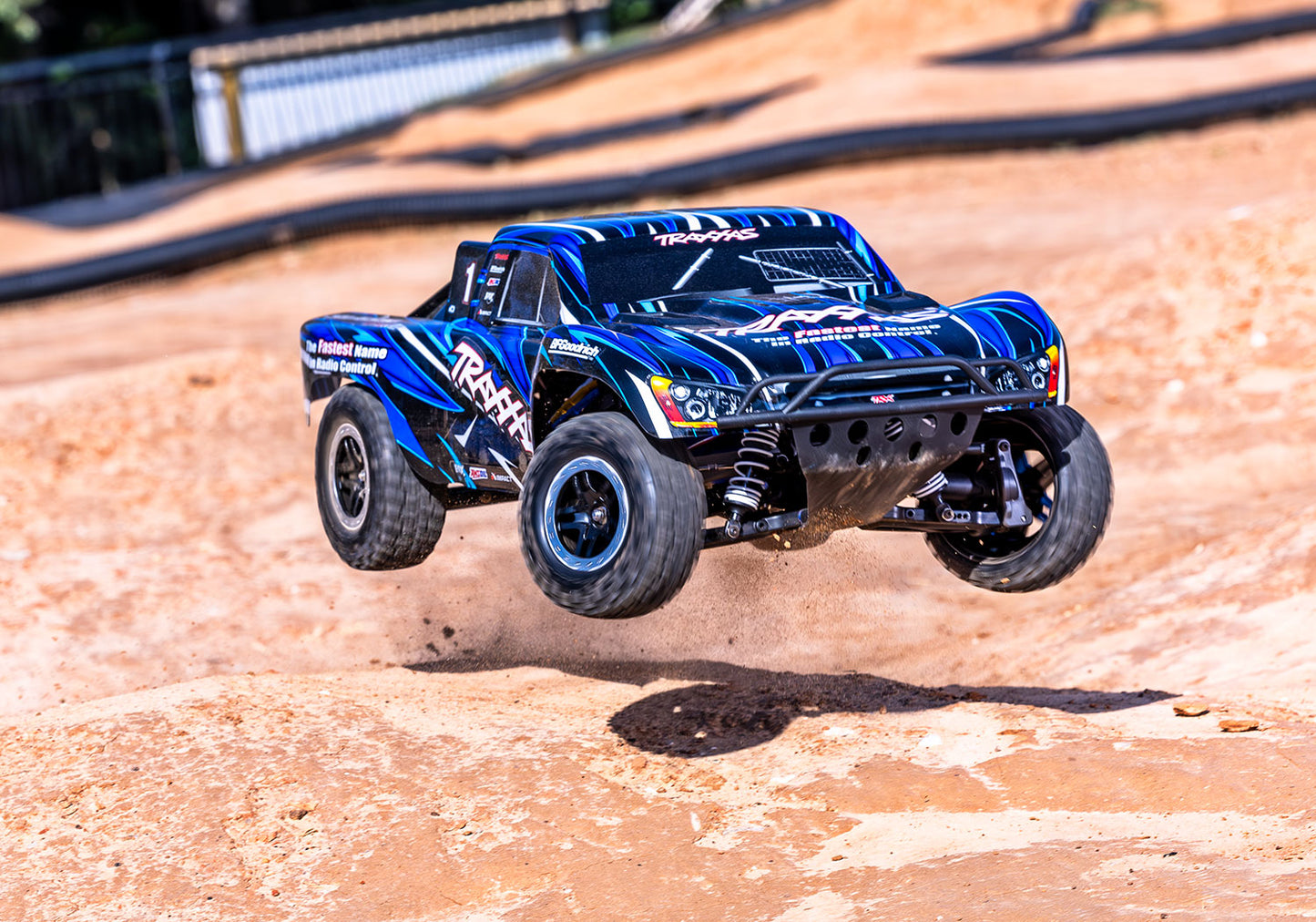 1/10 Slash 4x4 VXL HD, Brushless, SCT, RTR: Blue