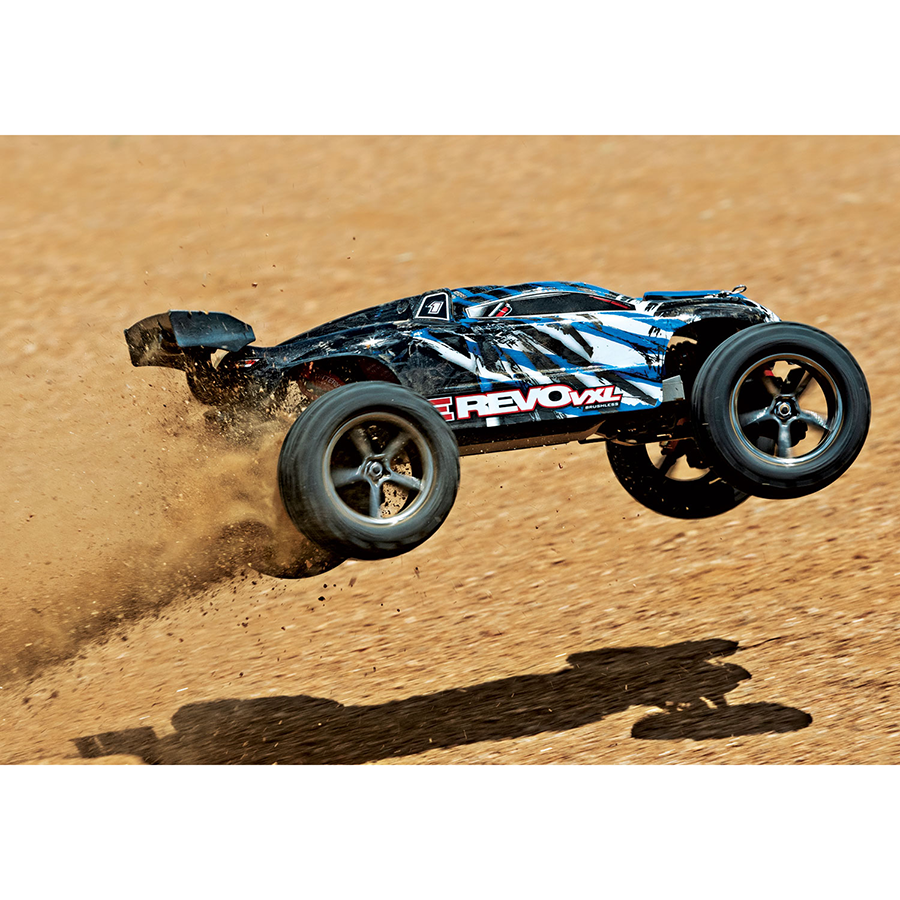 1/16 E-Revo VXL: 4X4 Brushless Monster Truck w/USB-C: Blue