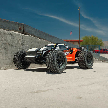 1/10 VORTEKS 2wd w/battery & charger Orange