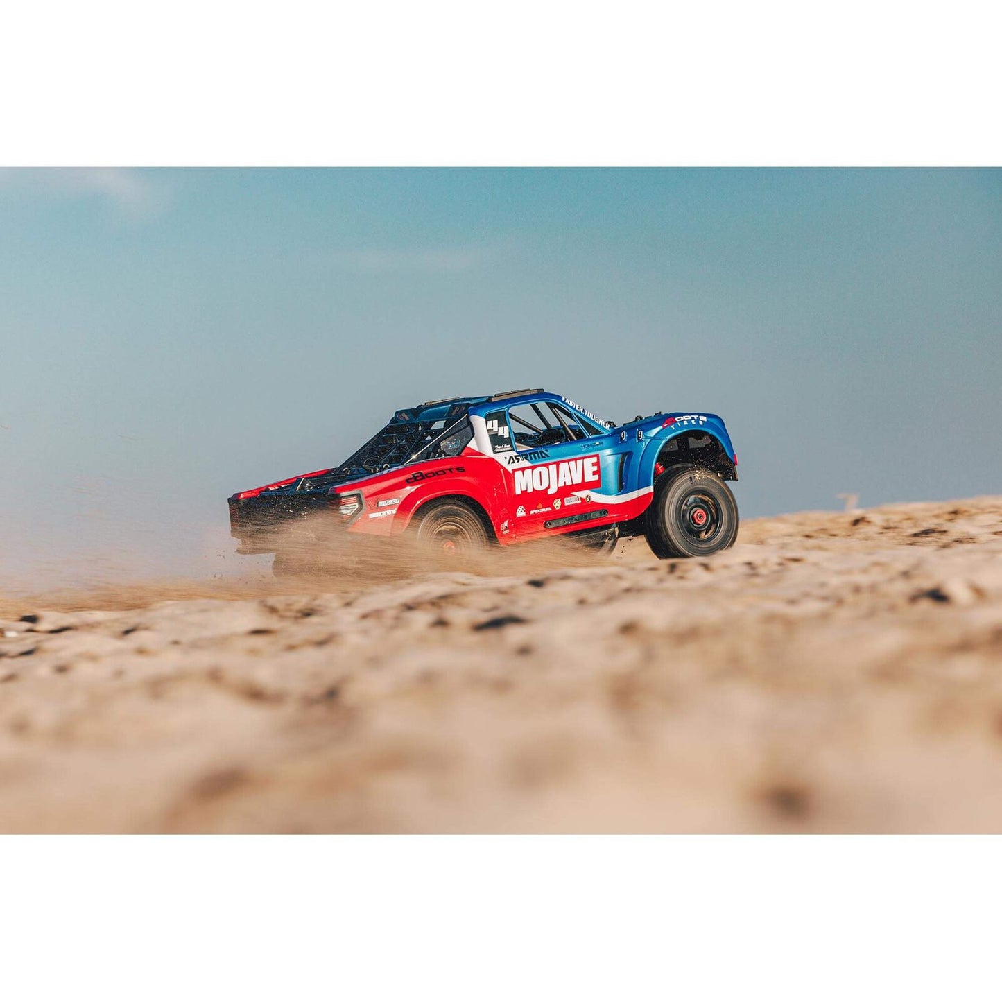 1/8 Mojave 4S 4WD BLX: (Requires battery & charger): Blue/Red