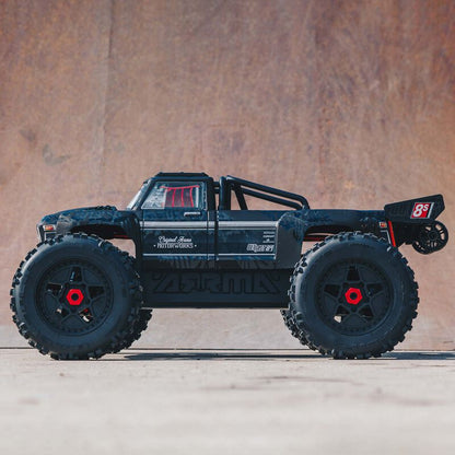 1/5 Outcast 4WD, EXtreme Bash Roller Stunt Truck (Requires battery & charger): Black