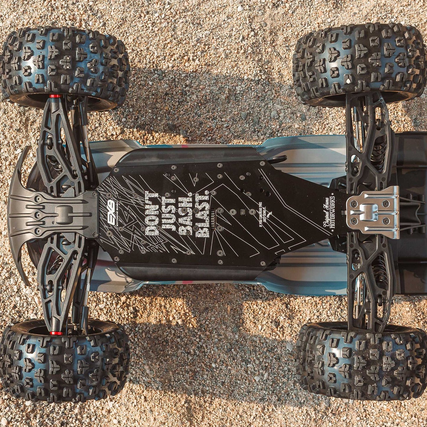 1/8 Kraton 6S, 4WD, BLX (Requires battery & charger): (Blue/Pink)