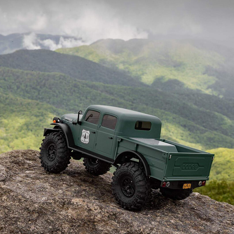 1/24 SCX24 1940’s Dodge Power Wagon RTR (Includes batttery & charger): Green