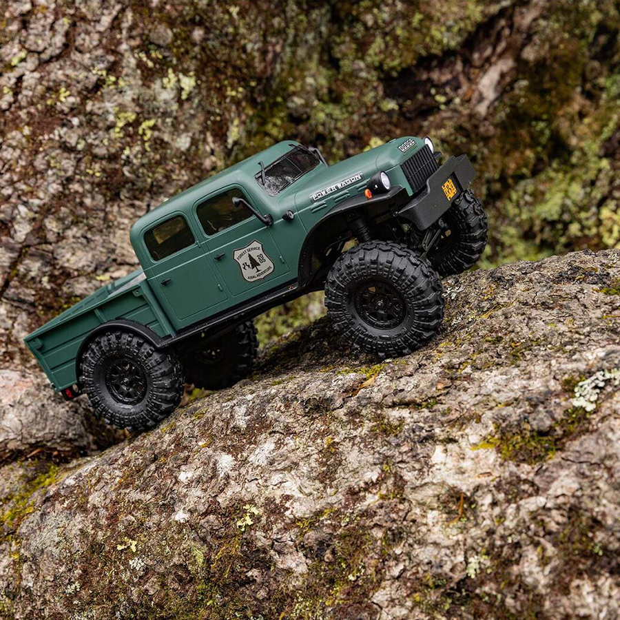 1/24 SCX24 1940’s Dodge Power Wagon RTR (Includes batttery & charger): Green