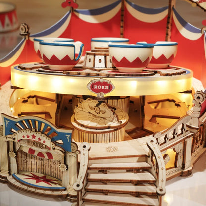 Tilt-A-Whirl - Whirling DancingTeacups