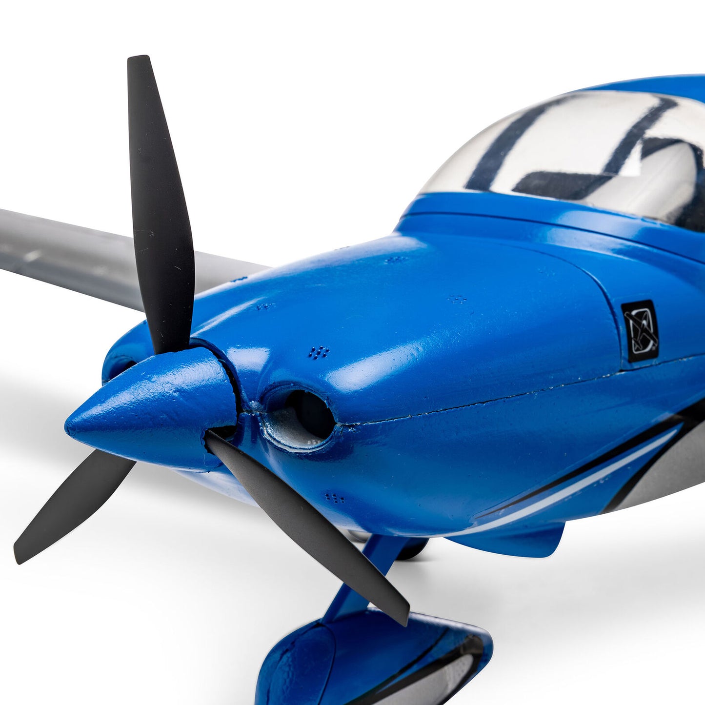 UMX Cirrus SR22T BNF Basic