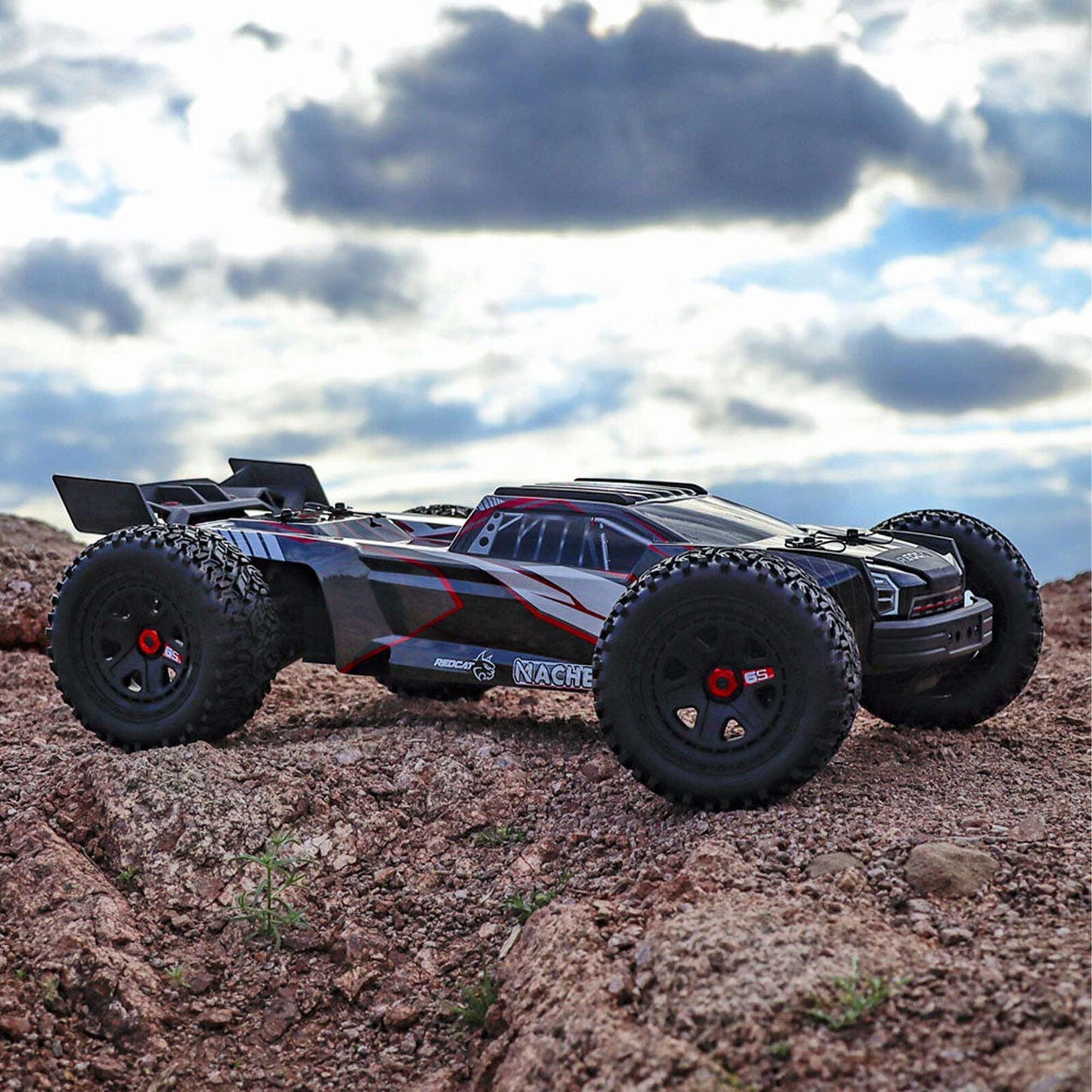 1/6 Machete Brushless Monster Truck Black