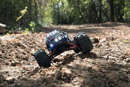 1/16 Summit, 4WD, RTR (Includes battery & charger): Rock and Roll