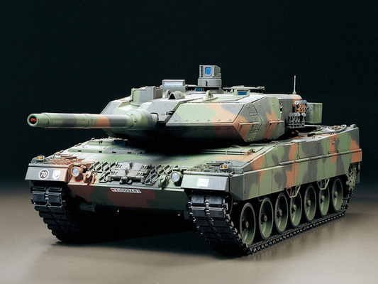 RC Leopard 2 A6 Full Option Tank