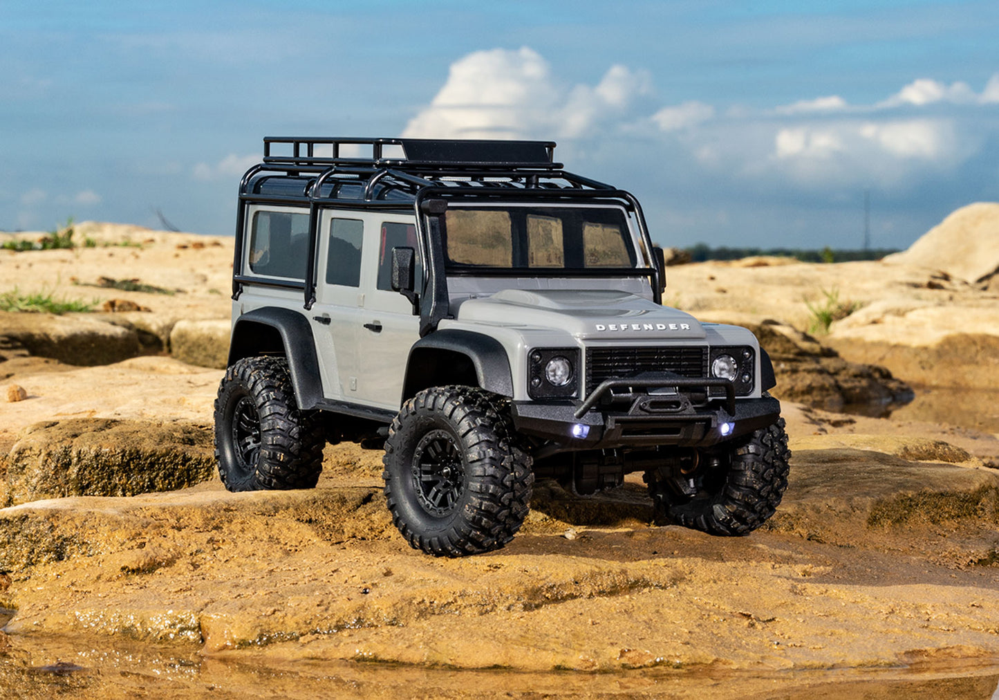 1/18 TRX-4M Land Rover® Defender®: Silver